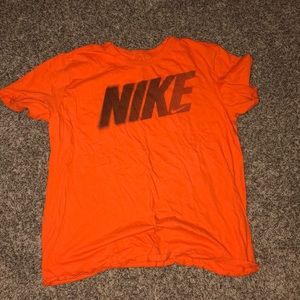 Nike tee